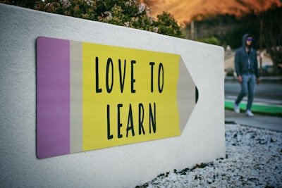 Profesional de la educación interesado en protección de datos